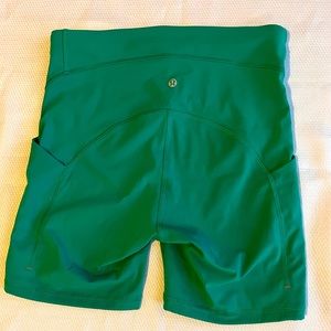 lululemon Power Thru High-Rise Short 6”